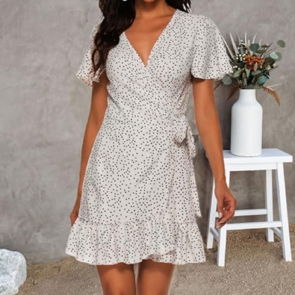 Polka Dot Print Ruffle MiniWrap Dress with Belt, Size XL - Picture 1 of 7